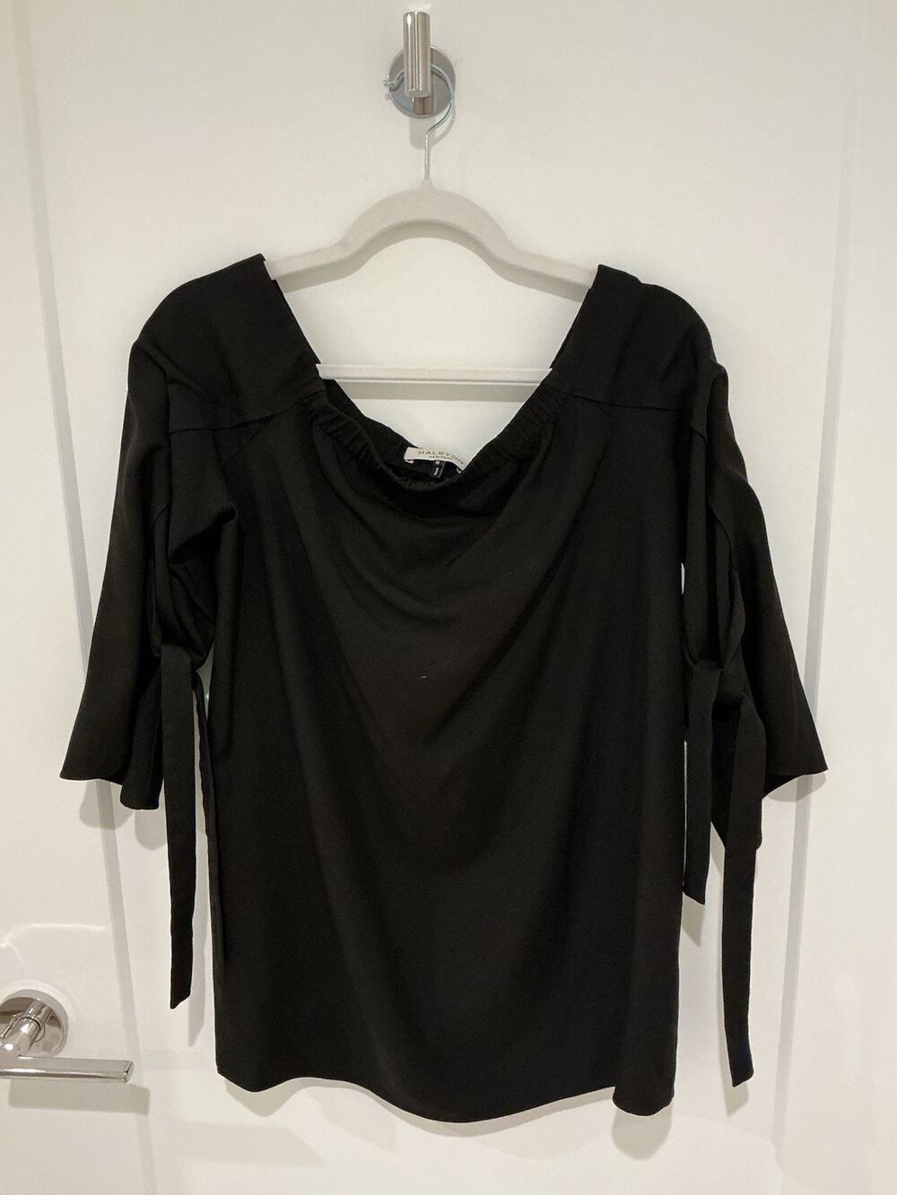 Halston Heritage Women’s Black 3/4 Sleeve With Bows Blouse Top Size Medium